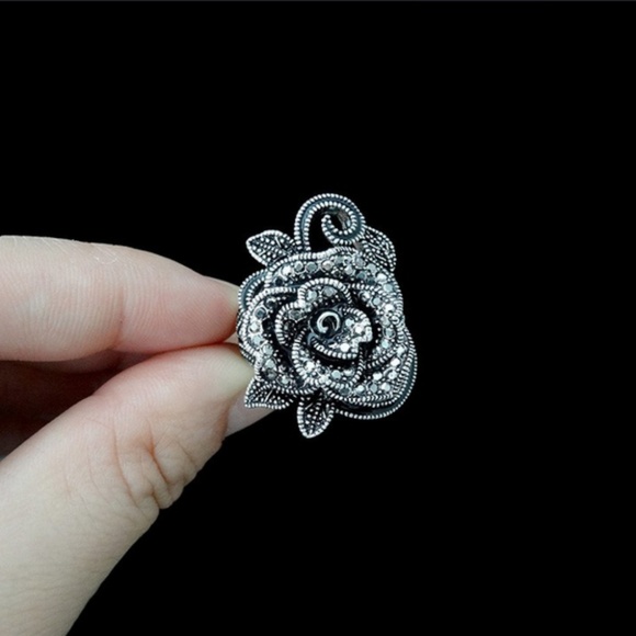 4Pcs/Set Vintage Jewelry Sets - Picture 4 of 8